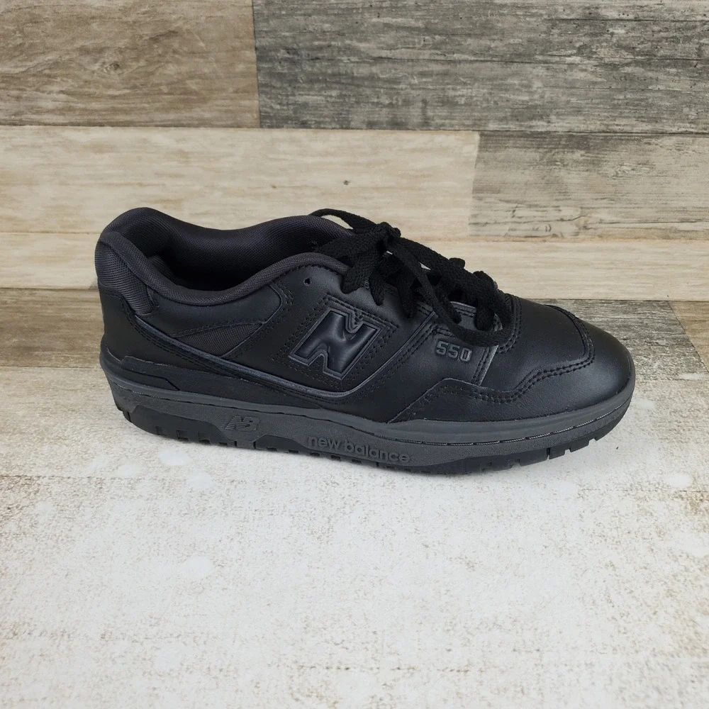 New Balance 550 Kids Shoes 7 M Pure Black Leather Round Toe Lace Up Sneakers